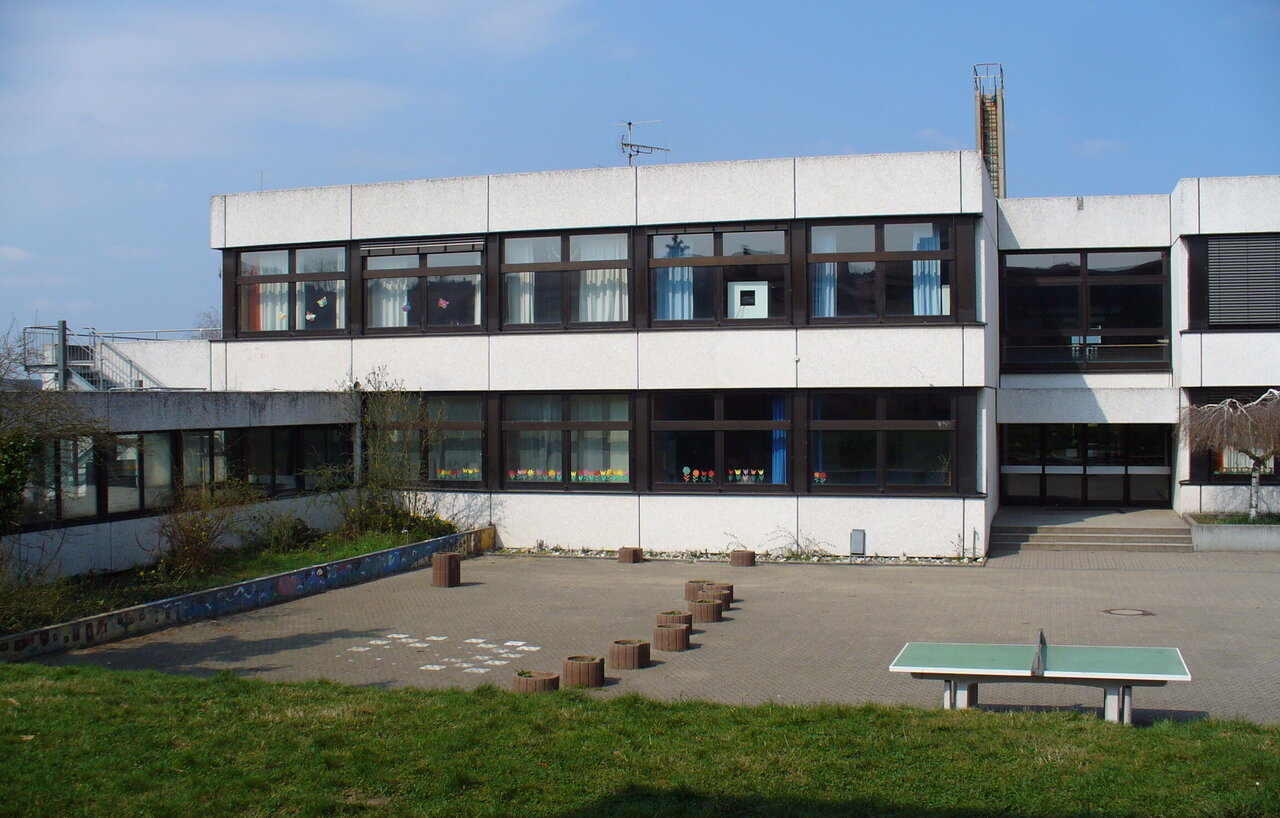 Ansicht der Dillenbergschule in Cadolzburg
