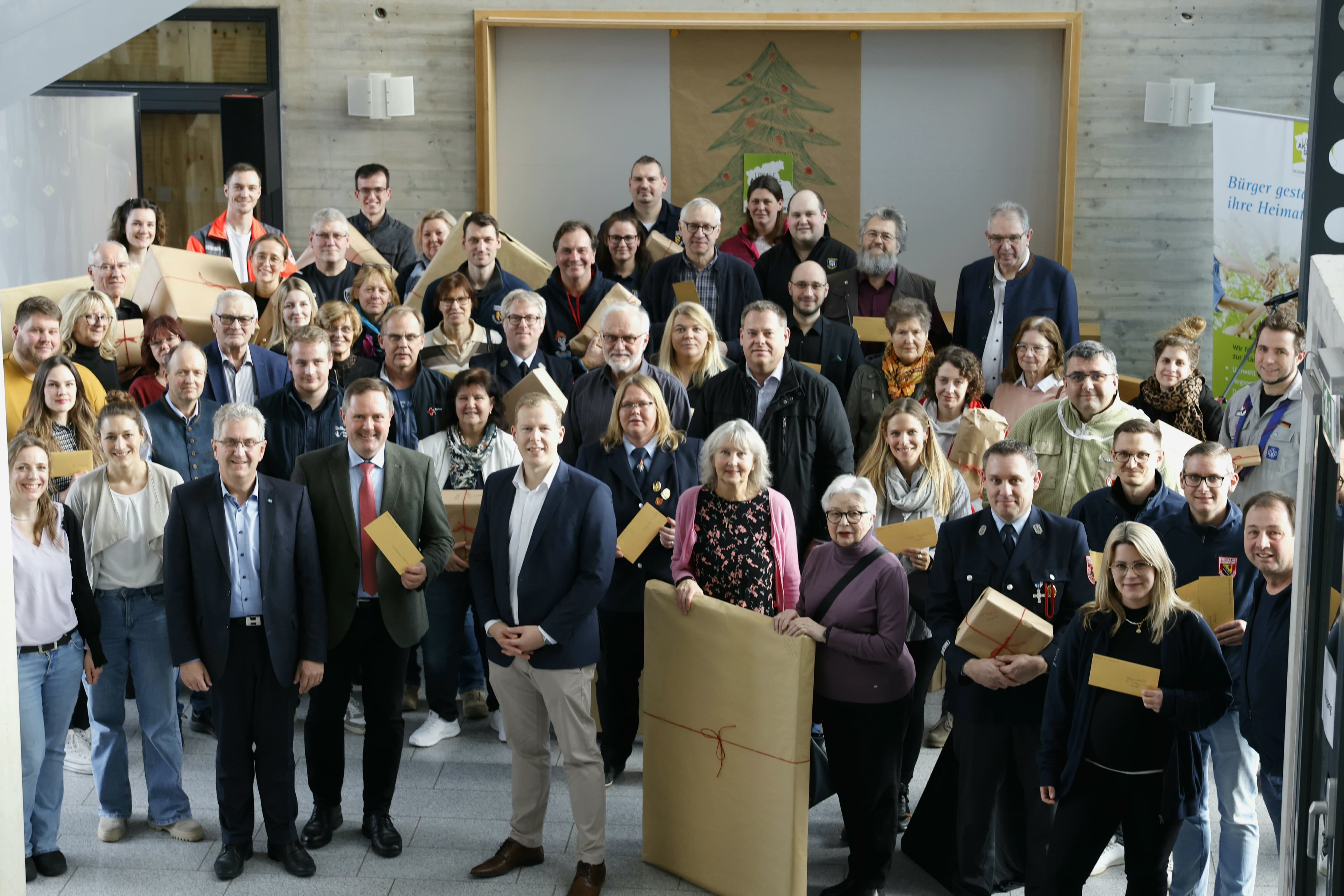 Foto der Preisträger der Aktion Wunschzettel gesucht von 2024. 