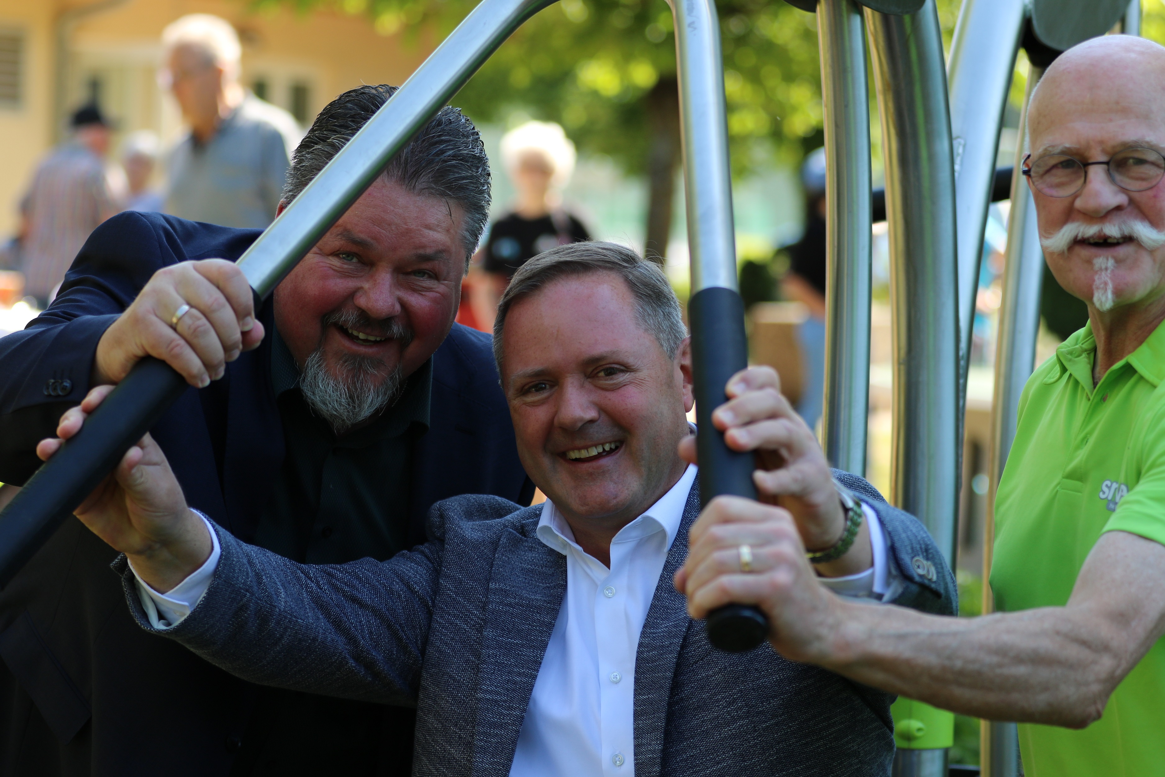 (v.l.n.r.) Alexander Dörr, Erster Bürgermeister Puschendorf, Landrat Bernd Obst und Wolfgang Kistner, Altbürgermeister Gemeinde Puschendorf